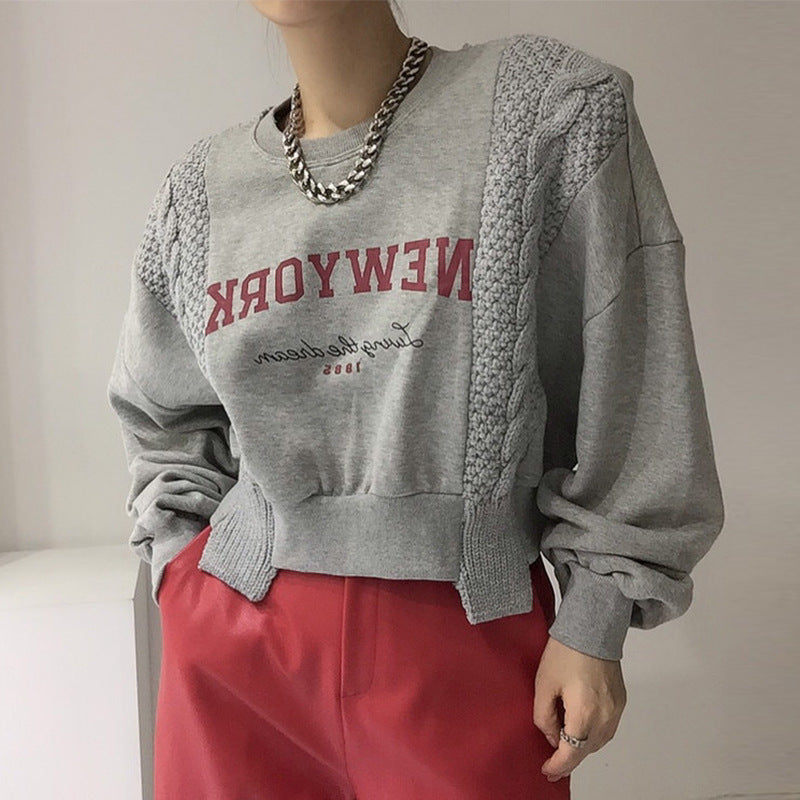 Ladies Wear A Stylish Long-sleeved Sweater